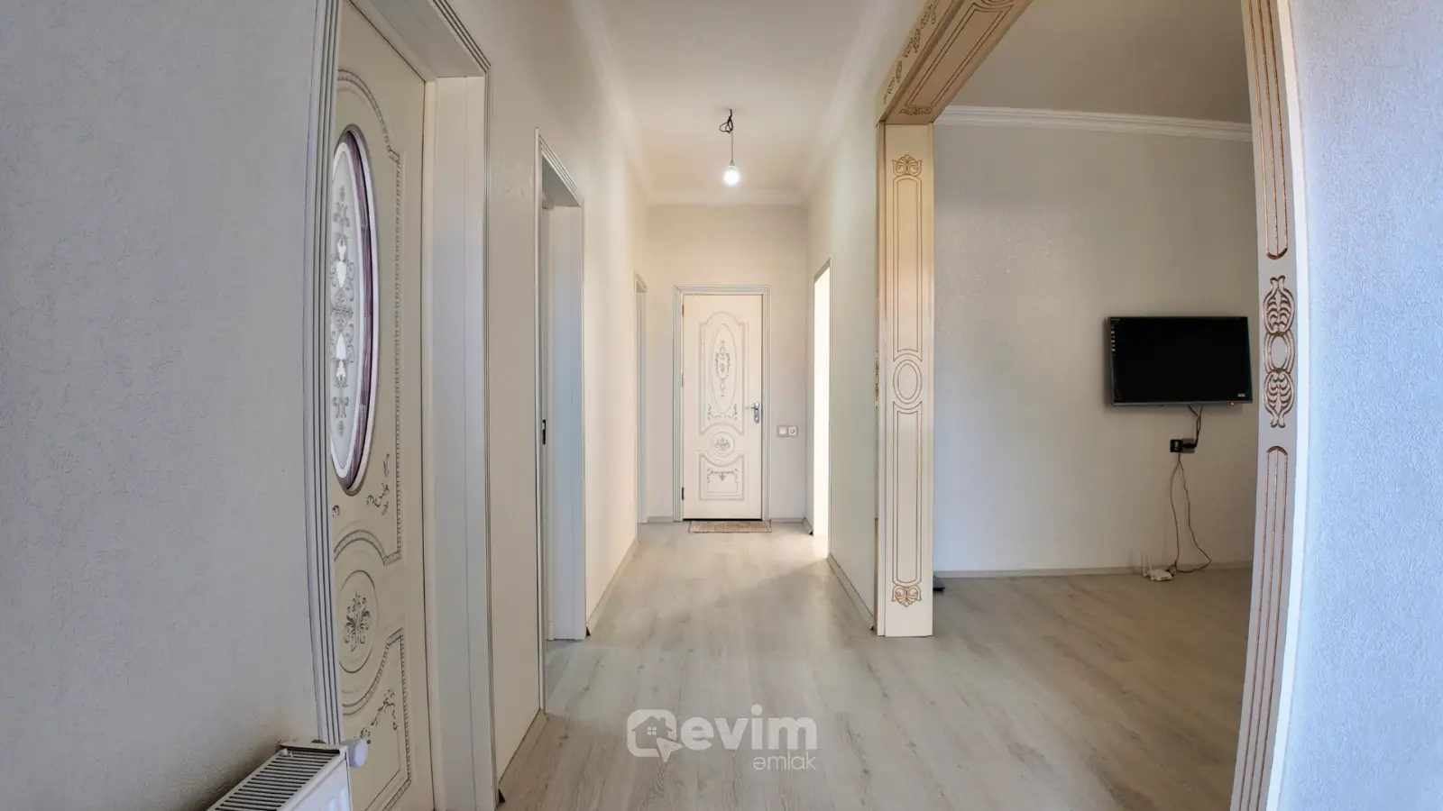 Xətai Məhəlləsində Tam Təmirli və Əşyalı 4 Otaqlı Həyət Evi — şəkil 3