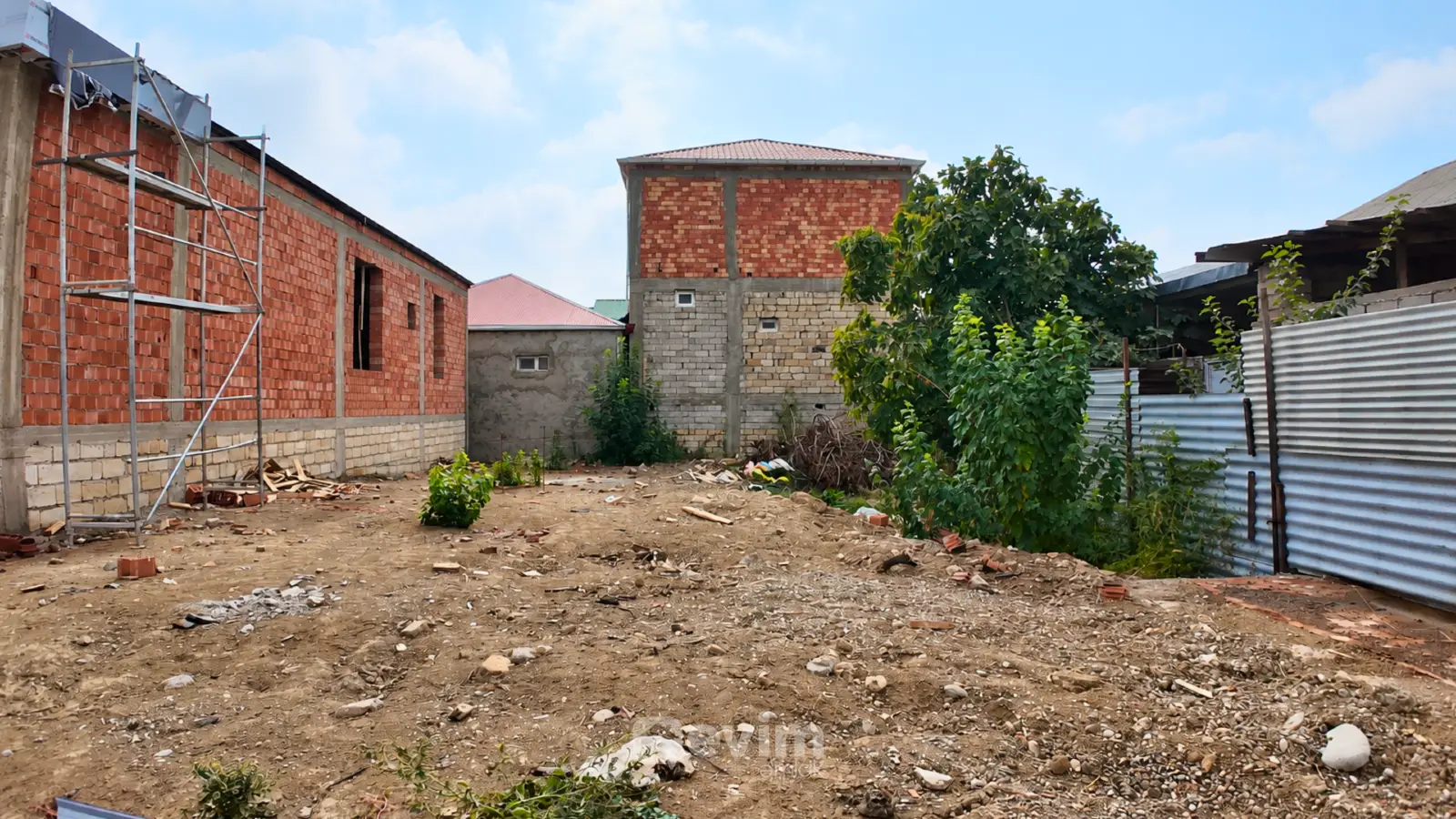 Xətai Məhəlləsində, Diaqnostikanın Yaxınlığında Kommunalları Hazır 3.5 Sot Torpaq Sahəsi — şəkil 1