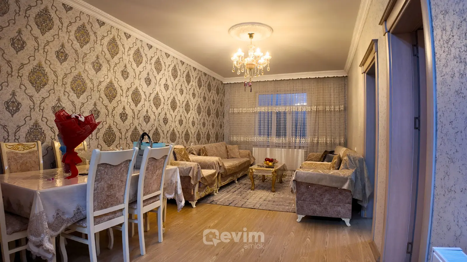 Qaraxanbəylidə 2.5 Sotda, Tam Təmirli 3 Otaqlı Həyət Evi — şəkil 1